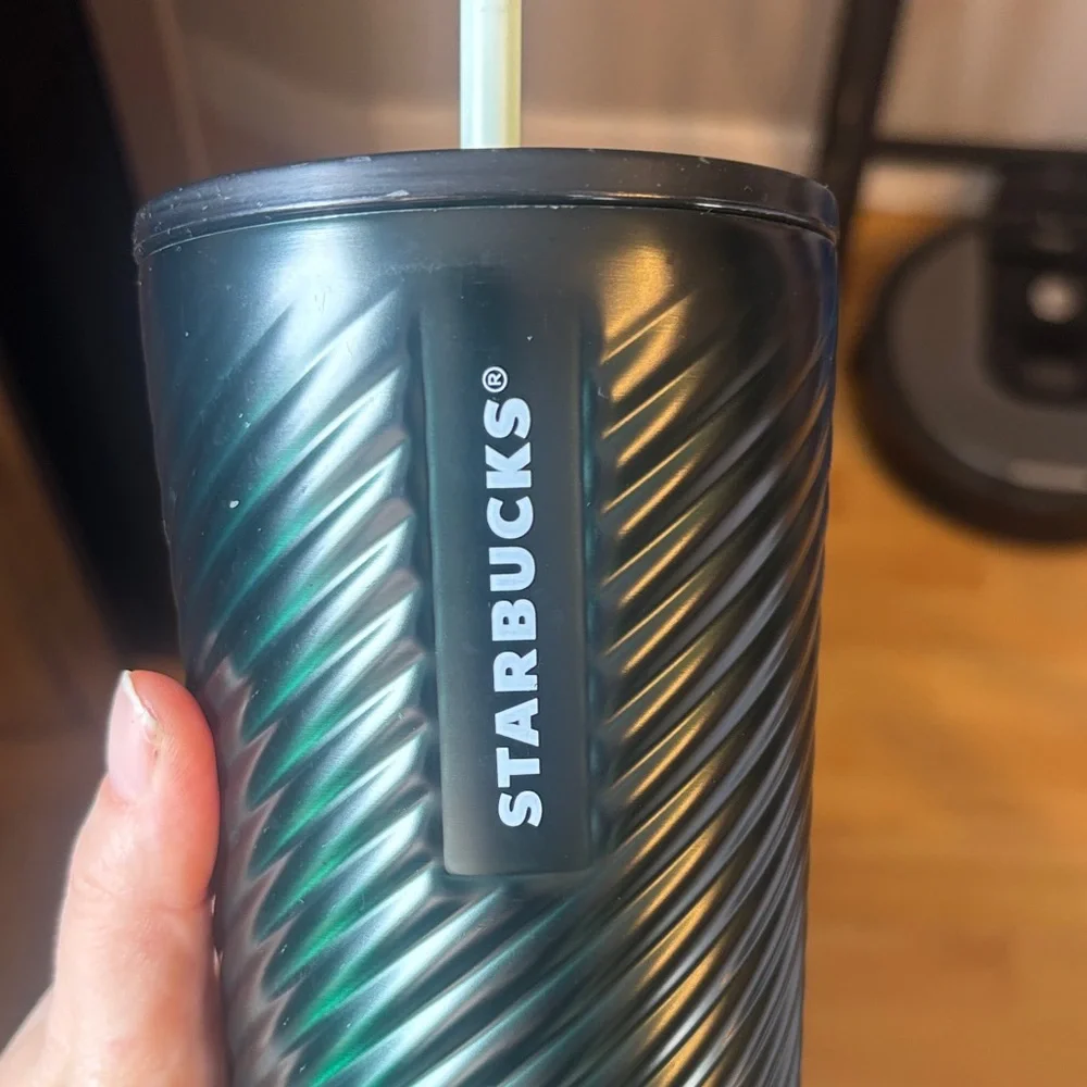 2022 Starbucks Green Swirl Forest Textured Stainless Steel Venti Tumbler 24 oz - Picture 3 of 5